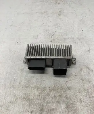 Renault Kangoo II Glow plug pre-heat relay 8200558438A