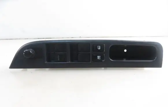 Suzuki Swift I Electric window control switch 62J502716T
