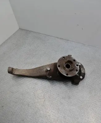 Porsche Cayenne (9PA) Front wheel hub spindle knuckle 7L0407257A