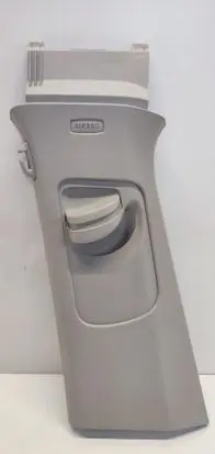 (B) pillar trim (bottom)