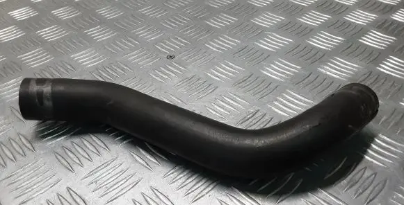 Toyota Yaris XP210 Engine coolant pipe/hose 16571K0050A