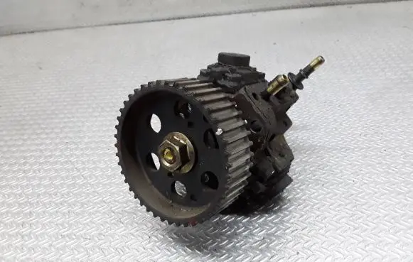 Fiat Grande Punto Fuel injection high pressure pump 0445010150