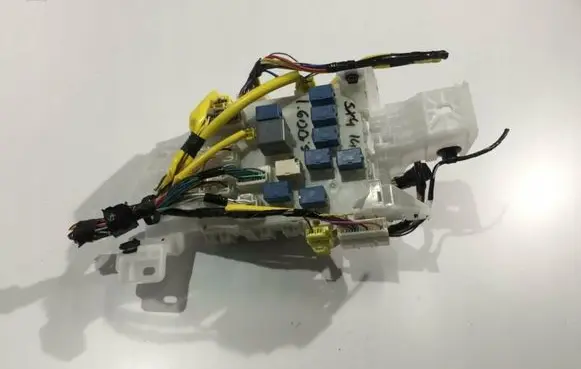 Suzuki SX4 S-Cross Fuse module 3662061MF0