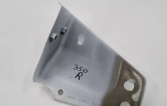 Ram 1500 DT Fender mounting bracket 18956B 710AA 18956B710AA