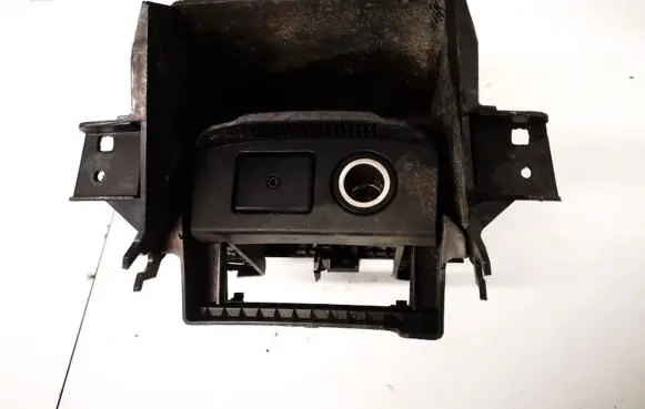 Opel Zafira C Cigarette lighter 13293521