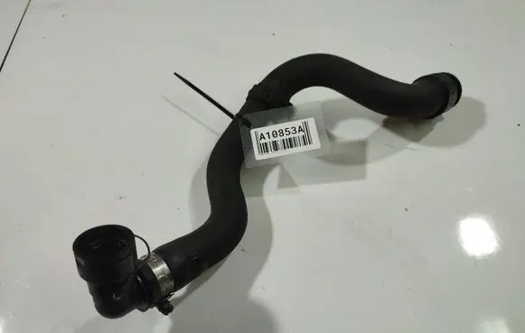 Peugeot 407 Engine coolant pipe/hose