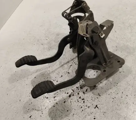 Renault Espace - Grand espace IV Pedal assembly 8200139603