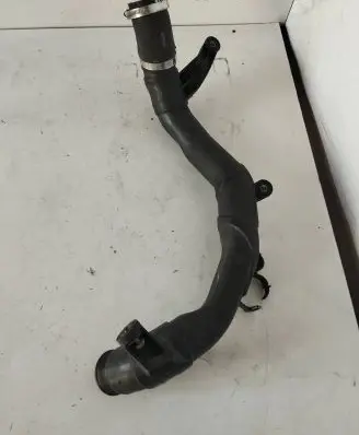 Volkswagen Polo V 6R Intercooler hose/pipe 6R0145762 6R0145770