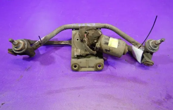 Renault Espace II Front wiper linkage and motor