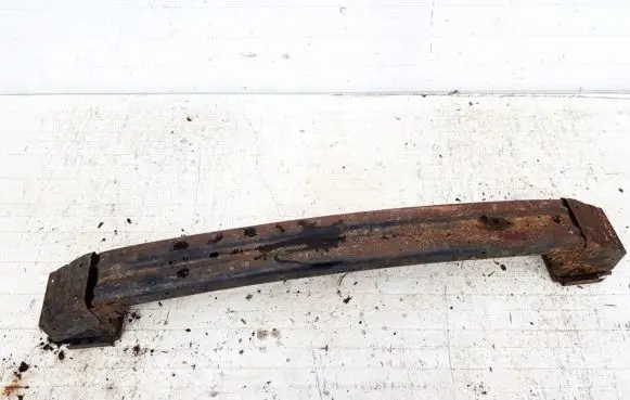 Chrysler Voyager Front bumper cross member 