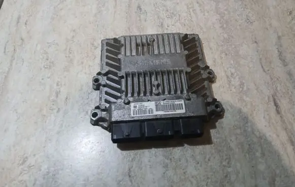 Citroen C4 Grand Picasso Engine control unit/module 9661642180