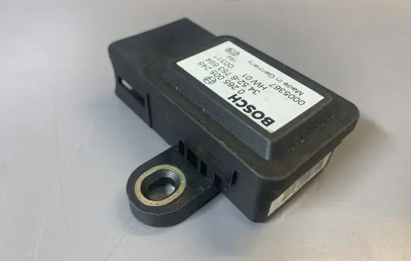 BMW X5 E53 ESP acceleration yaw rate sensor 6753694 34526753694 0265005248