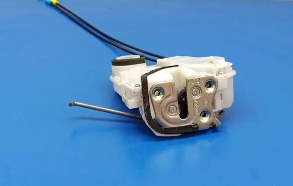 Mitsubishi ASX Rear door lock