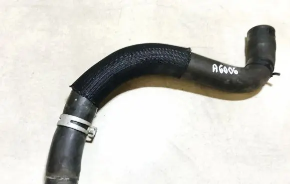 Nissan Qashqai Engine coolant pipe/hose