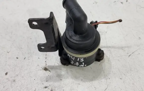 Audi A4 S4 B8 8K Electric auxiliary coolant/water pump 5N0965561A
