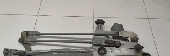 Peugeot 308 Front wiper linkage and motor 3397021828 0210152357 9810327980