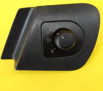 Volkswagen Bora Wing mirror switch 1U1959565K 1U1867185C