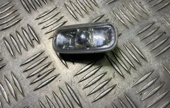 Audi A6 S6 C5 4B Front fender indicator light 8E0949127