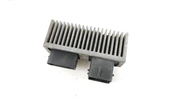 Nissan Note (E12) Glow plug pre-heat relay 8200558438A