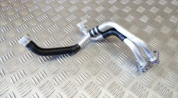 Air conditioning (A/C) pipe/hose