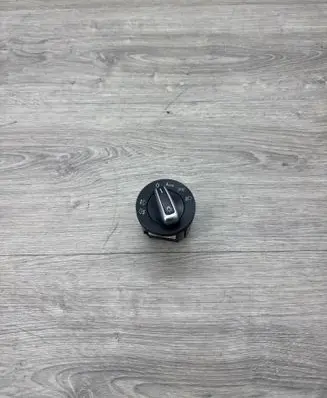 Volkswagen PASSAT B7 Light switch 3C8941431A