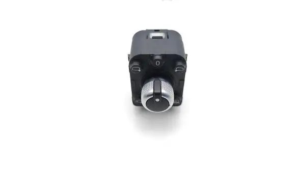 Volkswagen PASSAT B8 Wing mirror switch 4M0959565T 10136331