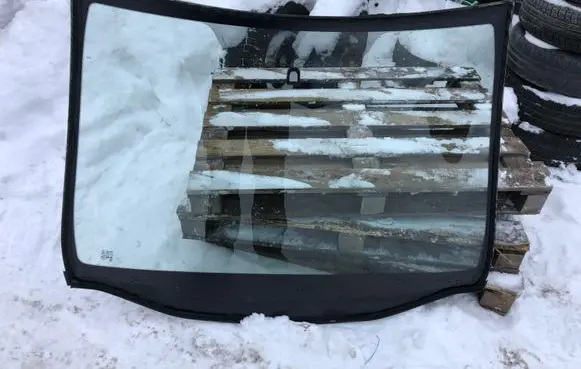 Opel Meriva B Front windscreen/windshield window 