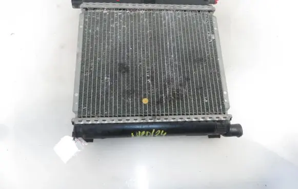 Mercedes-Benz E W124 Coolant radiator