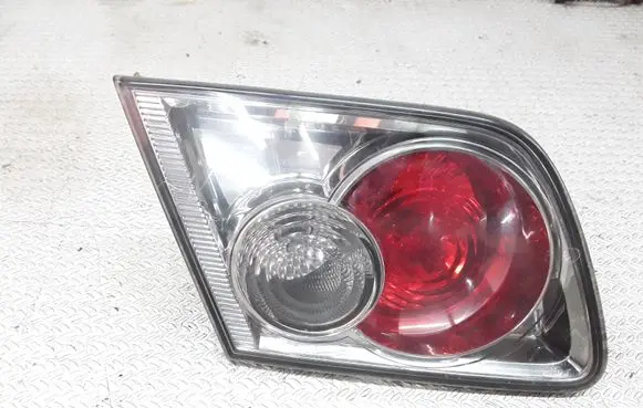 Mazda 6 Tailgate rear/tail lights