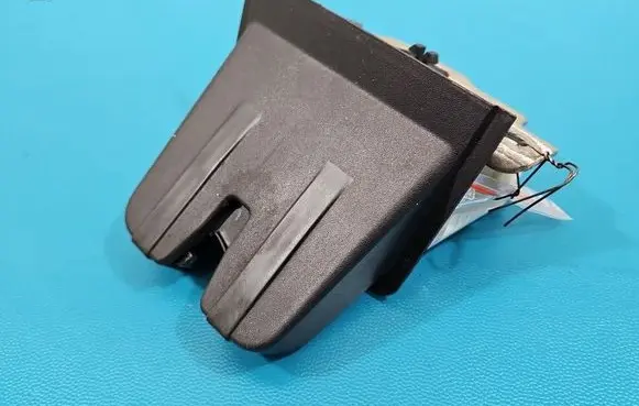 Volkswagen PASSAT B8 Tailgate/trunk/boot lock/catch/latch 5TA827505D IMPRK1570768