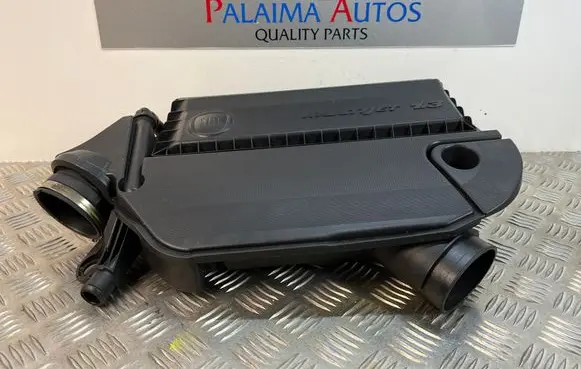Fiat 500L Air filter box 51974807