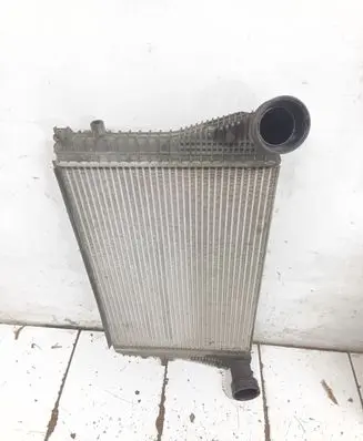 Volkswagen Touran I Intercooler radiator 1K0121345F