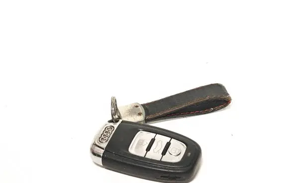 Audi A4 S4 B8 8K Ignition key/card 8T0959754D 8T0959754