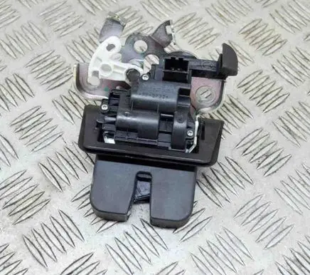 Audi A3 S3 8V Tailgate/trunk/boot lock/catch/latch 8R0827505A