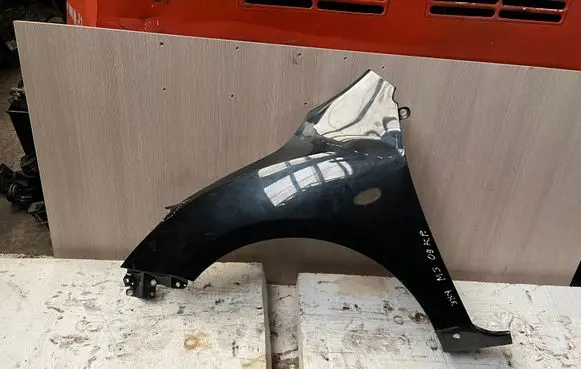 Mazda 3 II Fender
