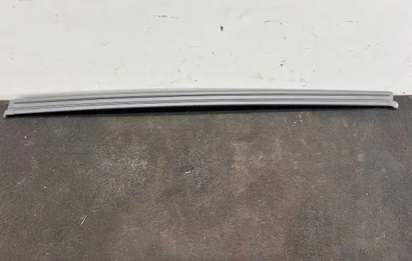 Volkswagen Jetta VI Rubber seal front coupe door 5C6837480 5C68374805AP 5C6837479