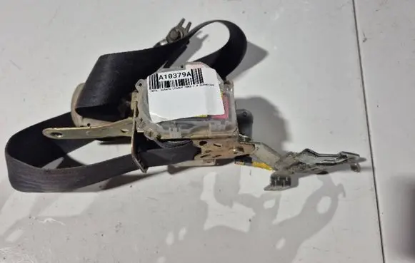 Subaru Legacy Front seatbelt