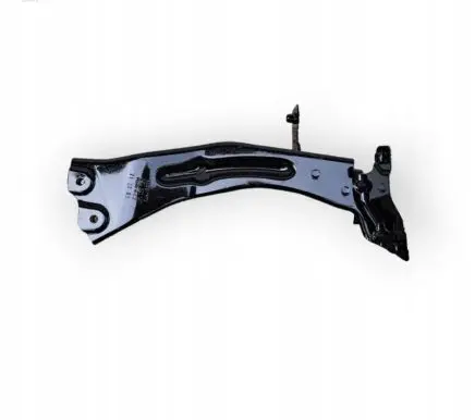 Audi TT TTS RS Mk3 8S Fender mounting bracket 8S0821132