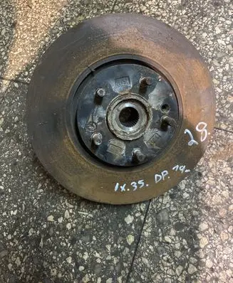 Hyundai ix35 Front wheel hub