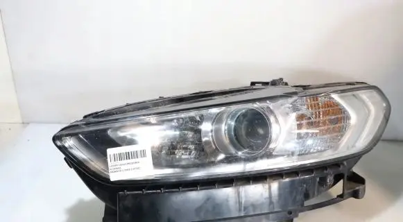 Ford Mondeo MK V Headlight/headlamp