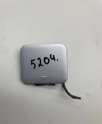 BMW 5 E39 Rear bumper row hook cap/cover 51128213683