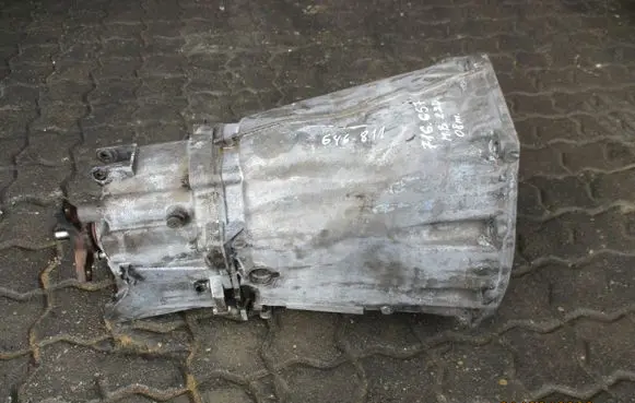 Mercedes-Benz C W204 Manual 5 speed gearbox 716657 646811