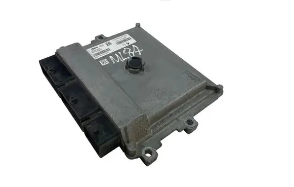 Renault Clio IV Engine control unit/module 237104789R 237102706R