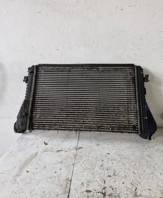 Volkswagen Golf V Intercooler radiator