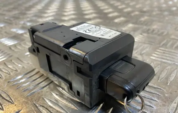 Toyota Corolla Verso AR10 Ignition lock 626399000 D99P5761427 ETC094LPD0290