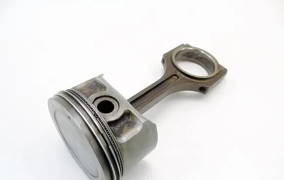 Hyundai Santa Fe Piston with connecting rod 4890