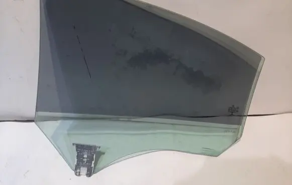 Mercedes-Benz CLA C117 X117 W117 Rear door window glass