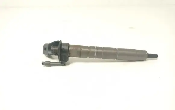 Mercedes-Benz C W205 Fuel injector A6510702987