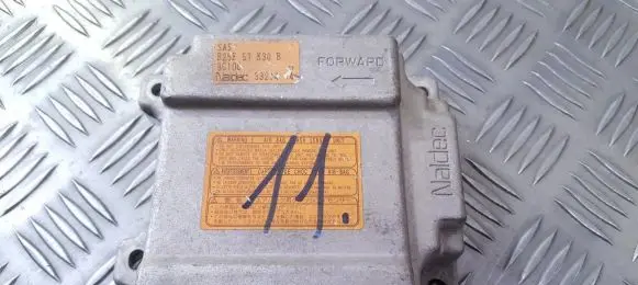 Mazda 323 F Airbag control unit/module b25e57k30b 9c10b