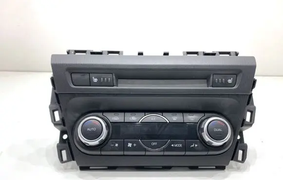 Mazda 3 II Interior fan control switch BHT161190B